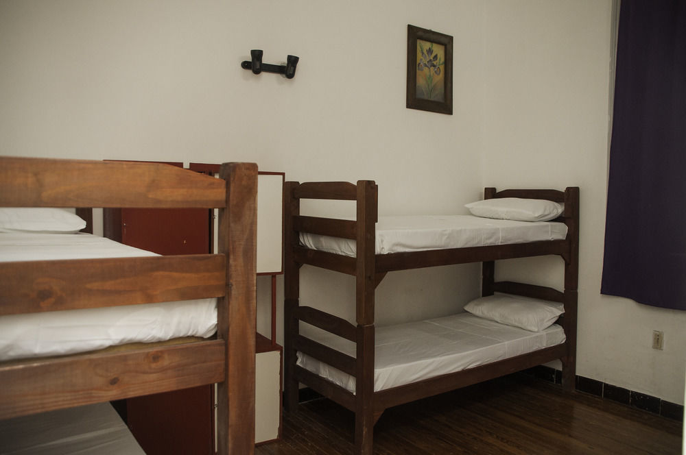 Blanes Hostel Montevideo Exterior photo